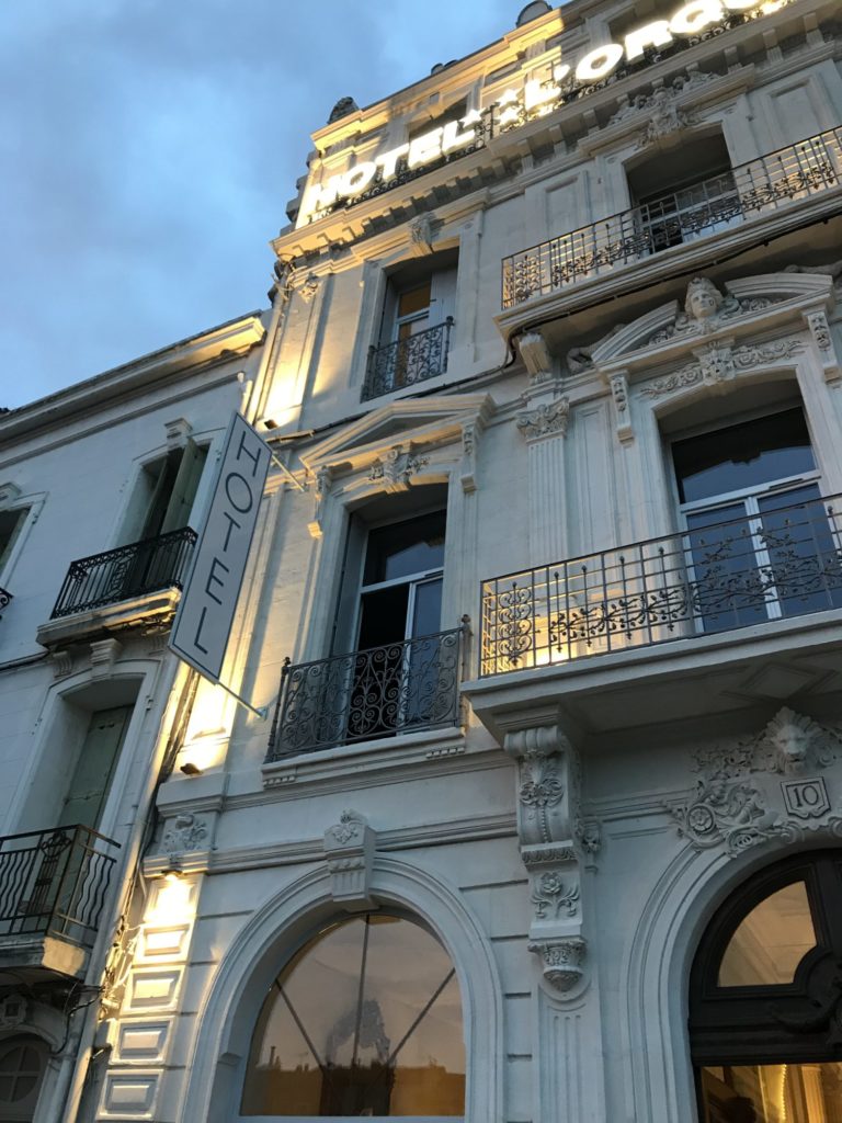 Hôtel l'Orque Bleue la façade