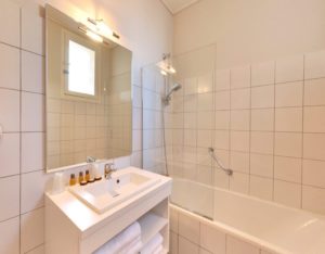Hôtel l'Orque Bleue salle de bain